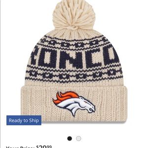 NEW Women's Denver Broncos New Era Cream 2021 NFL Sideline Pom Cuffed Knit Hat
